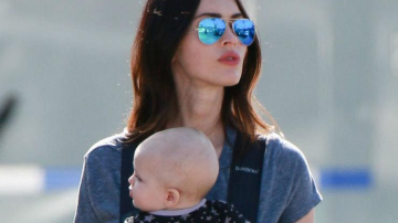 Меган Фокс взяла шестимесячного сына на шопинг в Малибу