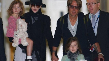 Nicole Kidman și soțul ei caută o mamă surogat care să le aducă pe lume cel de-al treilea copil