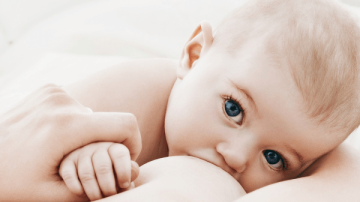 В нашей стране растет популярность грудного вскармливания