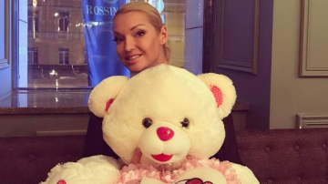 Анастасия Волочкова решила родить сына