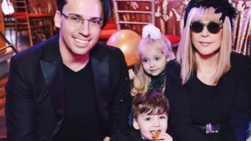 Maksim Galkin, în premieră despre paternitate: „Soția și copiii sunt centrul Universului meu, restul se învârte în jur”