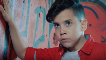 Dansatorul Mihai Ungureanu a creat un nou videoclip - The Greatest Choreography