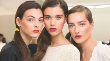 Înnoim trusa de machiaj: principalele produse beauty must-have ale primăverii anului 2017