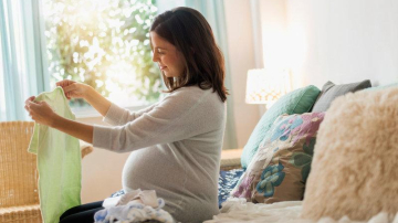 „Sindromul cuibăritului” la gravide: trebuie să luptăm cu el?