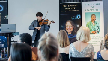 Iurie Sula, moldoveanul care a devenit bogat peste noapte. E cel mai bun viorist din nordul Angliei!