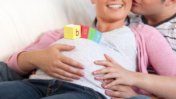 Исследователи рассказали, почему полезно трогать живот во время беременности!