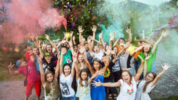 Tabere de vară pentru copii. Iată ce oferte vă așteaptă!