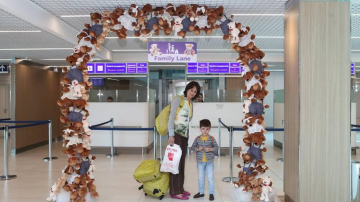 Va fi mai simplu să călătoriți cu copiii. La aeroport a fost deschis ghişeul „Family Lane”