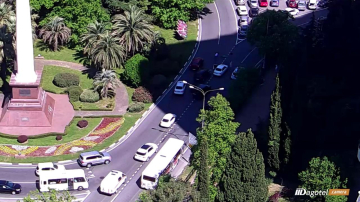 Șocant - doi copii au căzut din portbagajul unei maşini