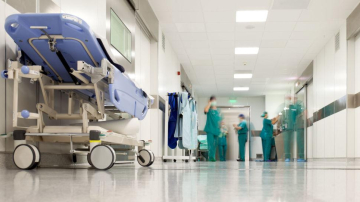 Micşorarea tarifelor la serviciile medicale întîrzie cu o lună. Guvernul nu execută hotărârea Parlamentului