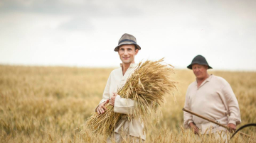 Ion Paladi a schimbat papionul cu o pălărie