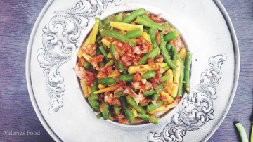 Fasole verde (păstăi) cu roșii și bacon de la Valerie's Food