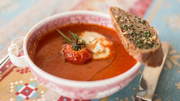 Supă de roșii și ardei copți de la Julia Rodnițchi