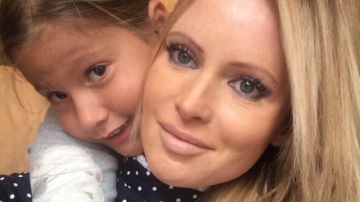 Дана Борисова обратилась к дочери и попросила не забывать ее