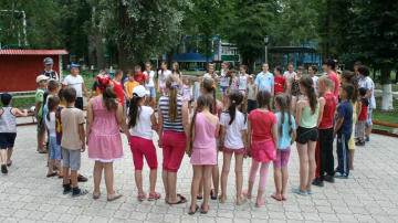 Se odihnesc în mizerie! Condiții insalubre la taberele de odihnă