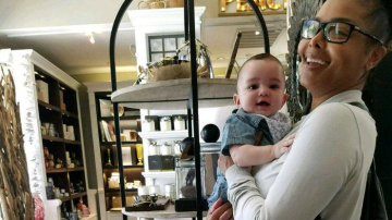 Папарацци сфотографировали счастливую Джанет Джексон с сыном в Малибу