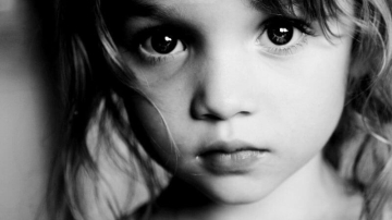 Если болеет ребёнок, лечить надо папу и маму