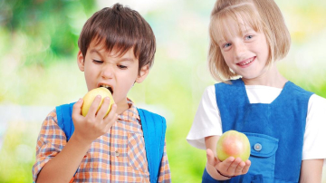 Ce alimente trebuie să conţină meniul unui elev care merge în clasa I