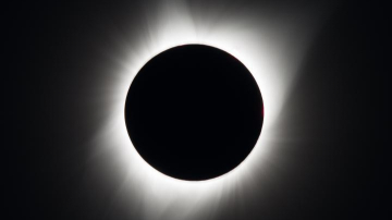 Imagini impresionante cu ”Eclipsa Secolului” din Statele Unite