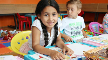 Bani pentru pregătirea de școală a copiilor din familii social-vulnerabile