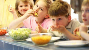 Părinții sunt așteptați la un nou atelier de nutriție sănătoasă pentru copii