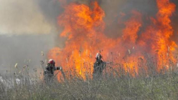 Un incendiu puternic a izbucnit seara trecută la groapa de gunoi din Trușeni