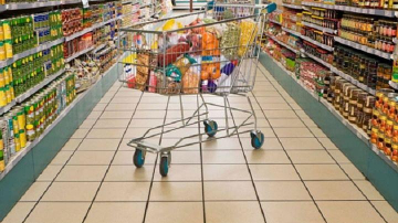 Moldovenii cheltuiesc mai mult decît cîștigă