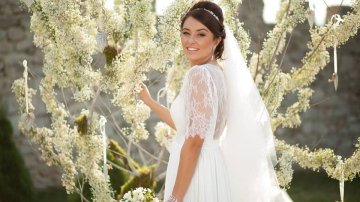 Detalii și poze noi de la cununia lui Lili Lozan