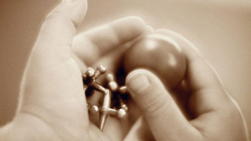 O fetiță din Slobozia a înghițit un obiect și a murit