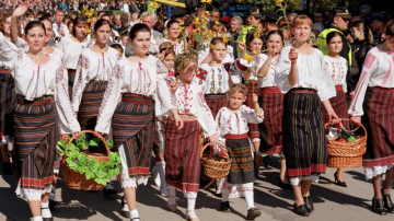 Ce-i așteaptă pe moldoveni de Ziua naţională a vinului