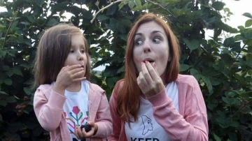 «Улыбайся, только так ты покоришь мир!» 10 советов Светланы Матвиевич для её дочери