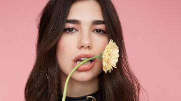 Moldoveanca care seamănă leit cu Dua Lipa