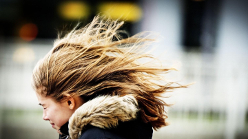 Cod galben şi portocaliu de vânt puternic în Moldova