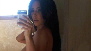 Exclusiv! Selfie cu Kim Kardashian  în pielea goală a ajuns în rețea