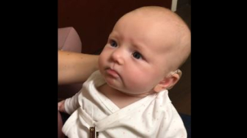 Трогательно! Реакция малышки, когда она услышала от своей мамы: «Я тебя люблю!»