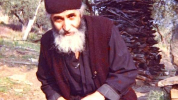 Prin alăptare copiii nu sug numai lapte, ci şi dragoste, afecţiune, mângâiere…