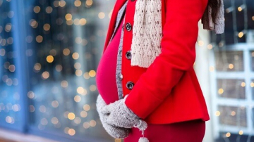 Честно от мамы двух детей: плюсы и минусы зимней беременности