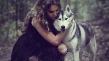 Schimbare totală de stil! Anna Lesko a lansat primul videoclip după ce a devenit mamică!