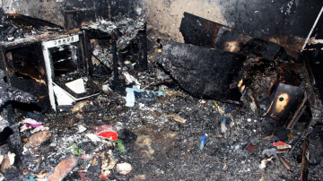 Tragedie la Glodeni. Trei copii au murit după ce casa în care locuiau a luat foc