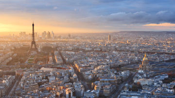 Студенты из Молдовы могут поехать на неделю в летнюю школу в Париже