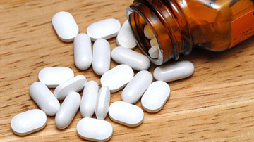 Подробности отравления 11 школьников: семиклассница "угостила" сильнодействующими препаратами