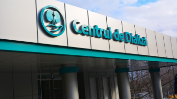 Ce scheme dubioase stau în spatele centrelor de dializă din țară
