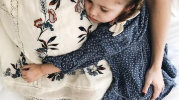 ”Vom mai cumpăra un bebeluș” sau cum vorbim copiilor despre nașterea unui nou membru al familiei