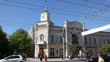 Medicii și pedagogii din Chișinău vor primi ajutor pentru achitarea dobînzii la creditele ipotecare