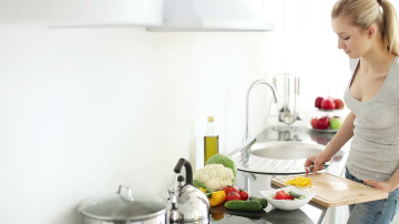 Greșeli inacceptabile la bucătărie. Sfaturi utile pentru gospodine!