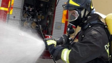 Incendiu la Căușeni. Un bebeluș a fost transportat la spital