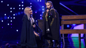 Amelia Uzun și mama sa au cucerit jurații de la "Românii au Talent"