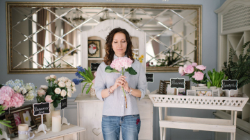 Рекомендации к 8 марта от флориста: какие цветы дарить прекрасным женщинам