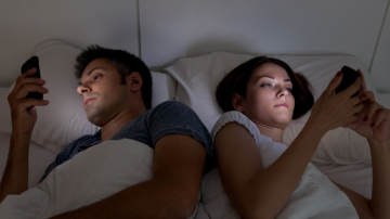 Detoxifiere digitală: Cum scapi de viciul de a verifica telefonul de sute de ori pe zi