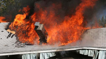 В столице на бульваре Дмитрия Кантемира горит кафе